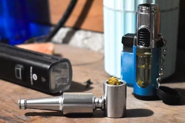 Czy elektroniczny papieros szkodzi zdrowiu? Poznaj fakty i mity