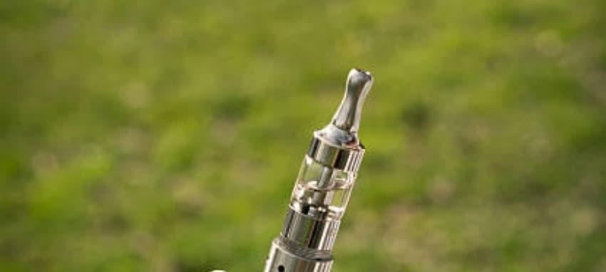 Nowa recenzja IBvape E-Cigaretta i aegis tank, test funkcji, ceny i praktyczne porady dla vaperów