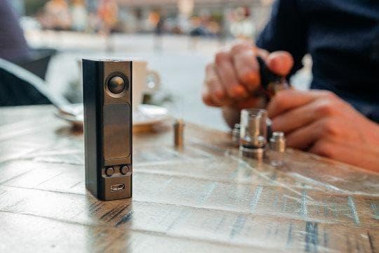 E cigi bolt — łódź e papierosy przewodnik po najlepszych ofertach, markach i poradach dla początkujących